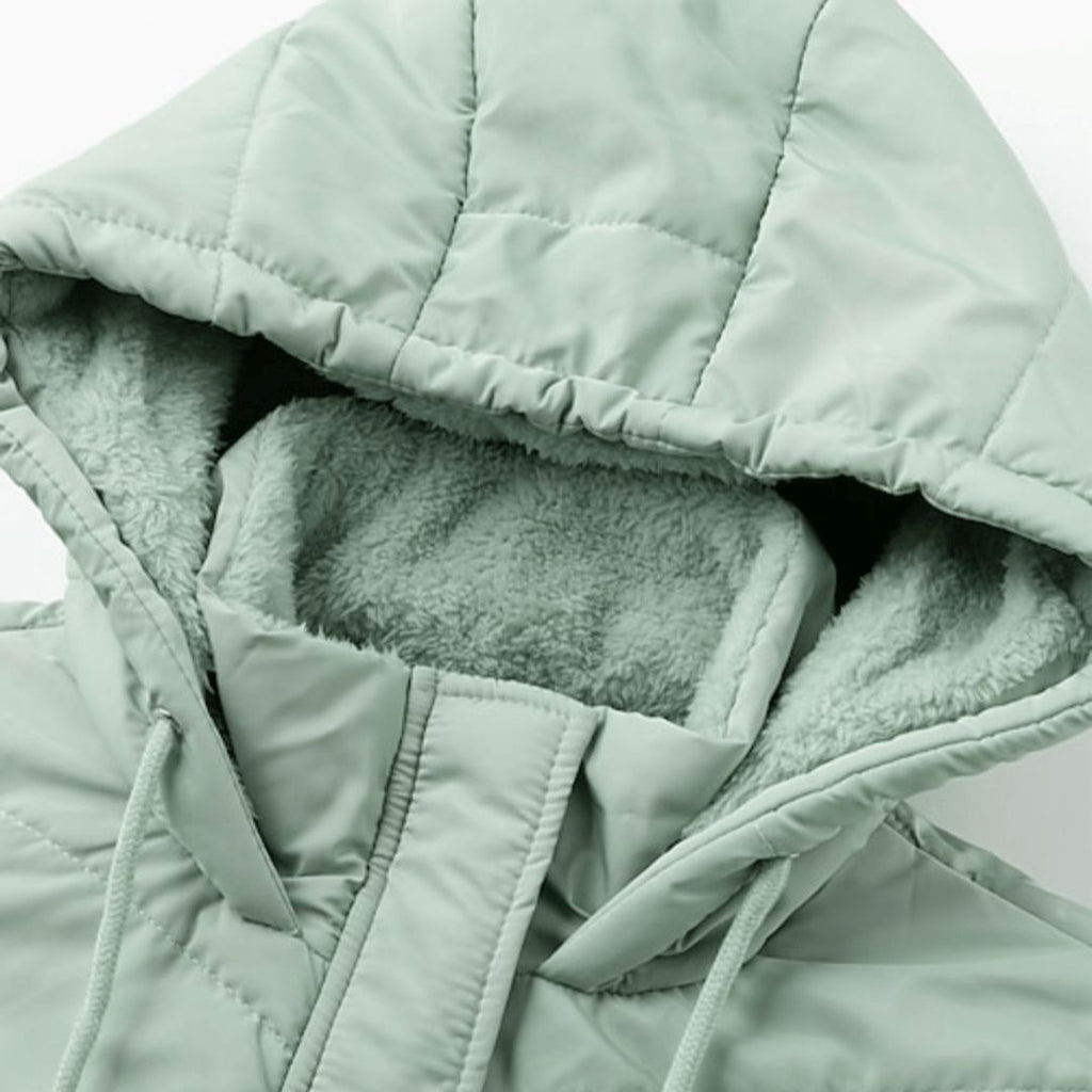 Close-up of the thermal lining in the women's padded parka